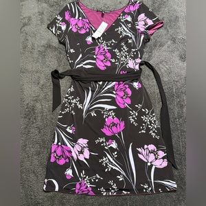 WHITE HOUSE BLACK MARKET Small 2 in 1 Reversible Short Sleeve Dress w/belt